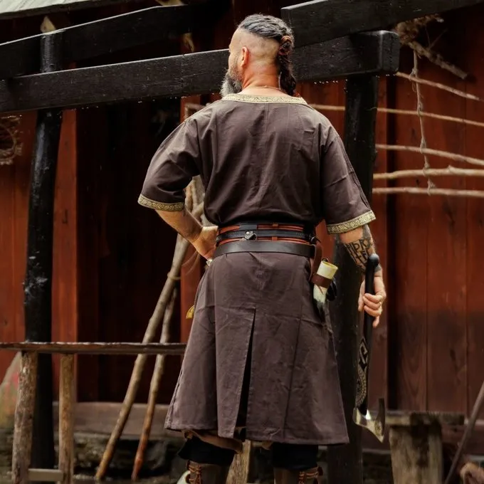 Leonardo Carbone Celtic Tunic, Short Sleeves, Dark Brown - Image 4