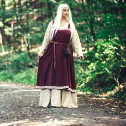 Leonardo Carbone Hangeroc Svanhild, Red