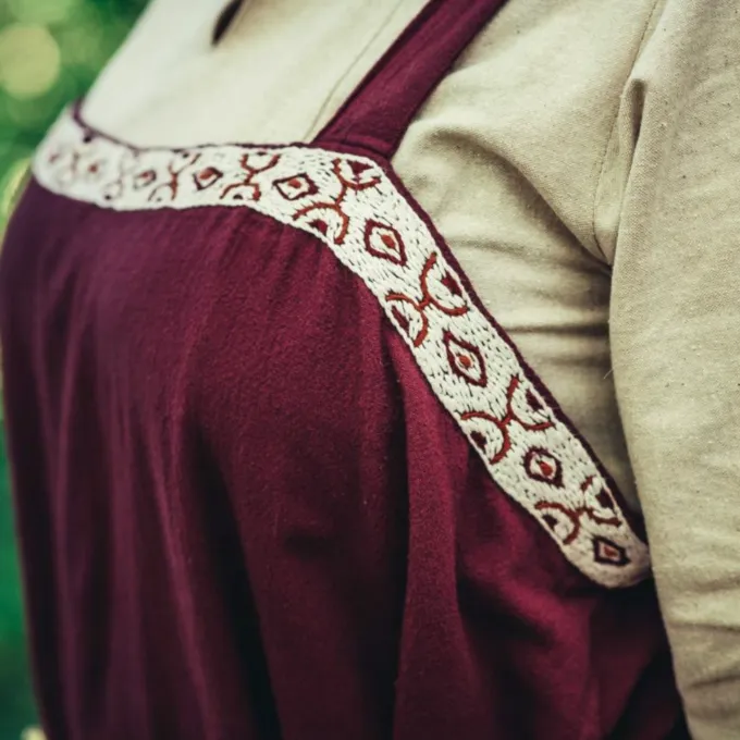 Leonardo Carbone Hangeroc Svanhild, Red - Image 4