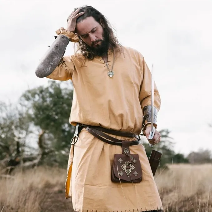 Leonardo Carbone Historical Tunic With Authentic Lining, Honey Brown - Image 2