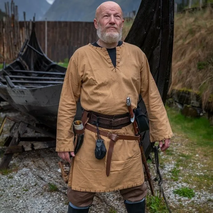 Leonardo Carbone Historical Tunic With Authentic Lining, Honey Brown - Image 6