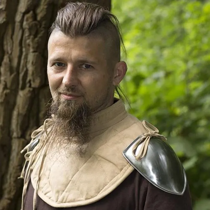 Epic Armoury RFB Padded Collar With Pauldrons, Beige - Image 3