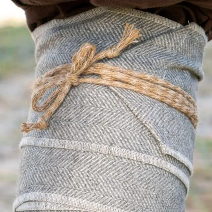 Epic Armoury Viking Winingas Herringbone Motif, Light Grey - Image 4